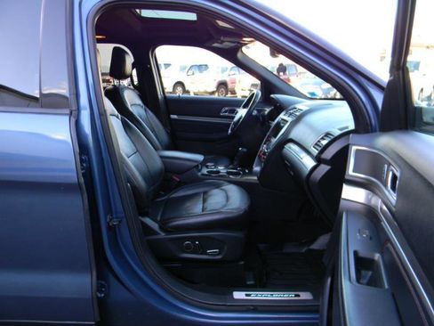 Used 2018 Ford Explorer Sport w/ Equipment Group 401A AWD/4WD image 15