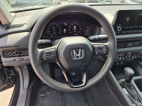 Used 2025 Honda Accord LX image 21