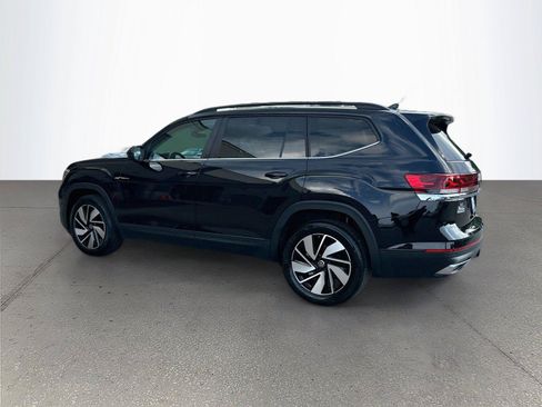 Used 2025 Volkswagen Atlas SE AWD/4WD image 6