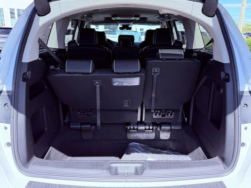 New 2026 Honda Odyssey Elite image 8