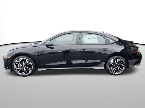 New 2025 Hyundai Ioniq 6 SEL image 9
