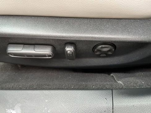 Certified 2018 Honda Accord EX-L image 11