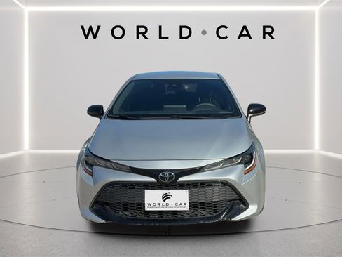 Used 2020 Toyota Corolla SE image 2