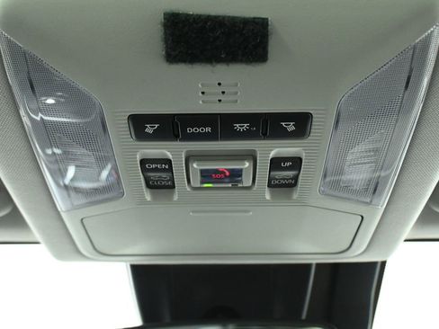 Used 2021 Toyota RAV4 XLE w/ Convenience Package image 20