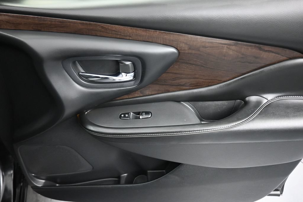 Used 2019 Nissan Murano Platinum FWD image 39