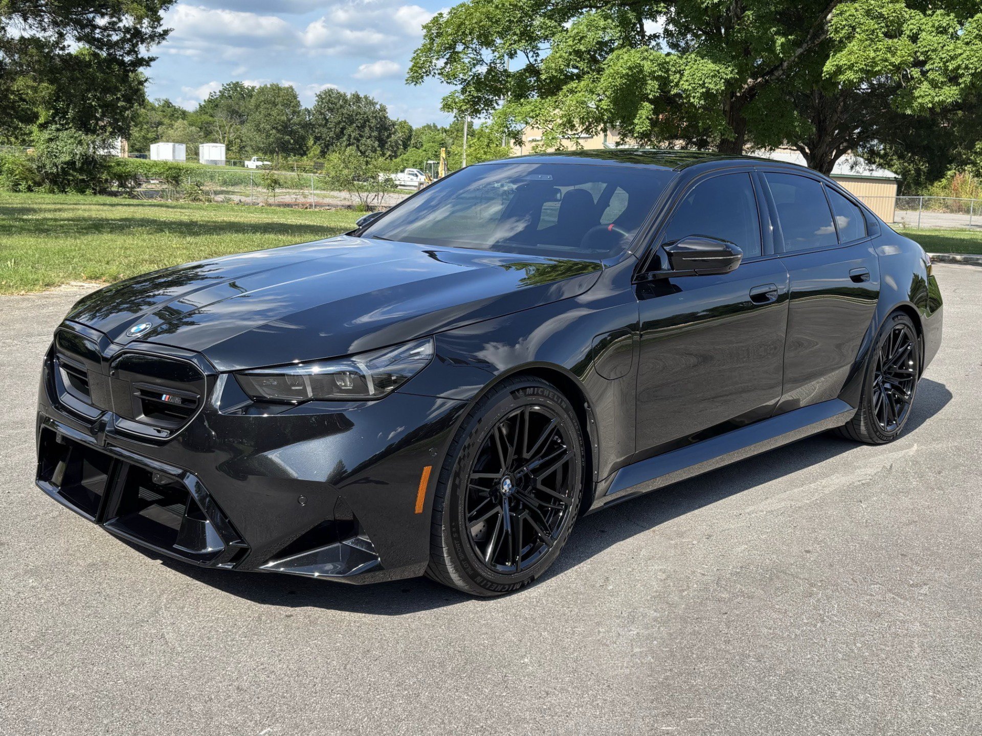 Used 2026 BMW M5 w/ M Driver's Package AWD/4WD image 2