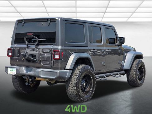 Used 2018 Jeep Wrangler Unlimited Sport S AWD/4WD image 17