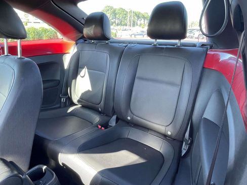 Used 2014 Volkswagen Beetle 2.5 FWD image 9