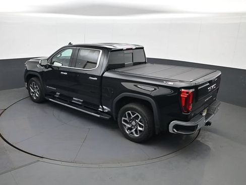 Used 2024 GMC Sierra 1500 SLT w/ SLT Premium Plus Package AWD/4WD image 19