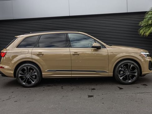 Used 2025 Audi Q7 3.0T Prestige image 10