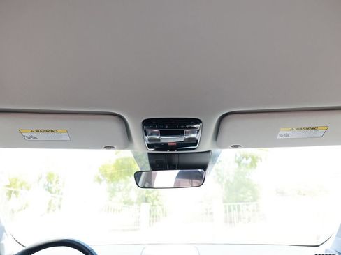Used 2025 Hyundai Santa Fe SEL FWD image 35