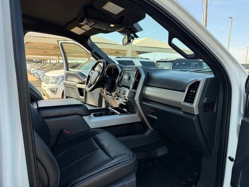 Used 2022 Ford F250 Lariat AWD/4WD image 14