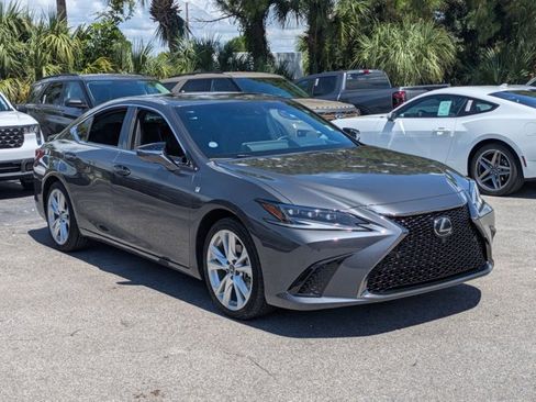 Used 2024 Lexus ES 350 F Sport FWD image 3