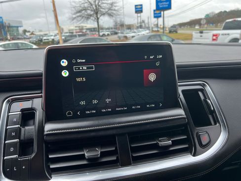 Used 2022 GMC Yukon SLT w/ SLT Premium Package image 60