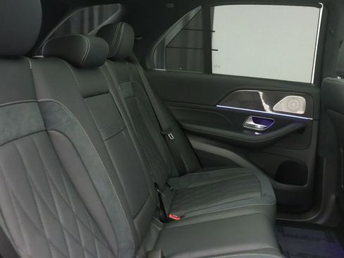 New 2026 Mercedes-Benz GLE 63 AMG S image 10