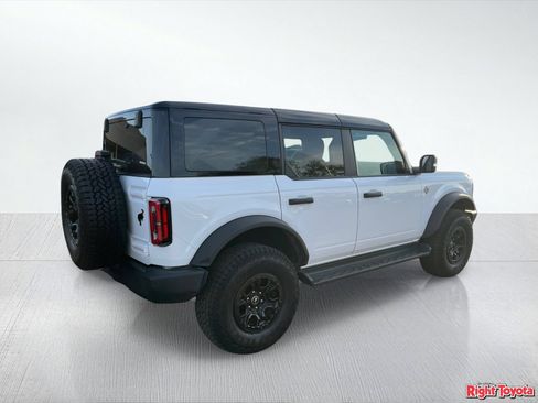 Used 2025 Ford Bronco Outer Banks w/ Sasquatch Package AWD/4WD image 4