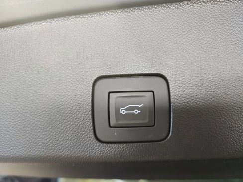 Certified 2024 Buick Encore GX Sport Touring w/ Comfort Package AWD/4WD image 16