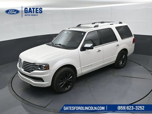 Used 2016 Lincoln Navigator Select AWD/4WD image 54