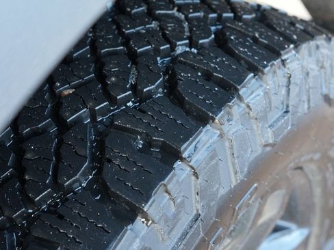 Used 2024 Chevrolet Silverado 1500 LT Trail Boss w/ Convenience Package II image 36