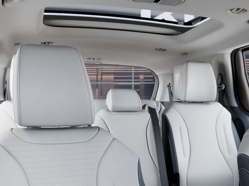 New 2026 Kia Carnival SX Prestige FWD image 27
