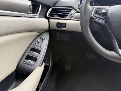 Used 2020 Honda Accord LX image 22