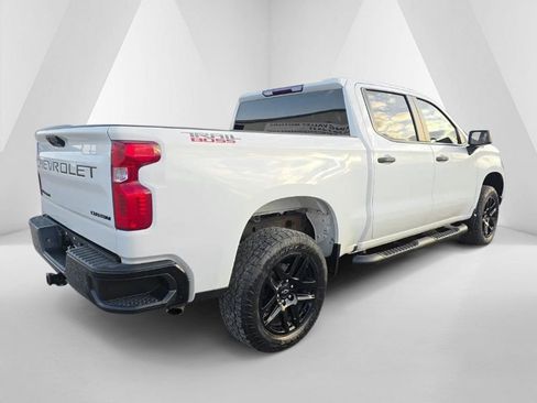 Used 2023 Chevrolet Silverado 1500 Custom Trail Boss w/ LPO, Dark Essentials Package AWD/4WD image 5