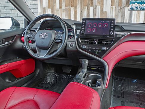Used 2022 Toyota Camry XSE FWD image 16
