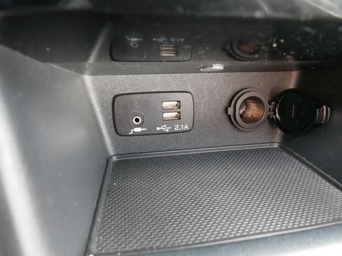 Used 2023 Subaru Forester Limited AWD/4WD image 33