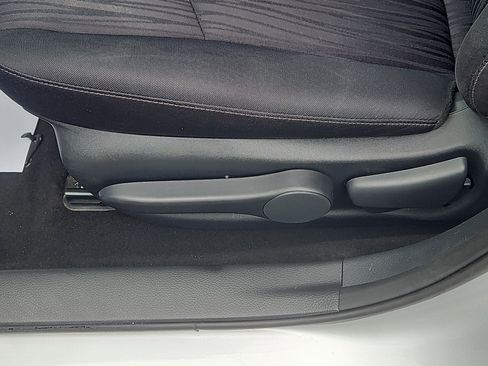 Used 2017 Nissan Sentra SV w/ Style Package FWD image 12