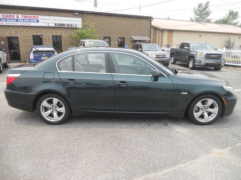 Used 2008 BMW 528i Sedan w/ Premium Pkg RWD image 6