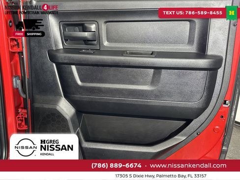 Used 2018 RAM 2500 Tradesman w/ Chrome Appearance Group image 35