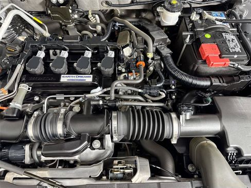 Used 2019 Honda Accord LX image 39