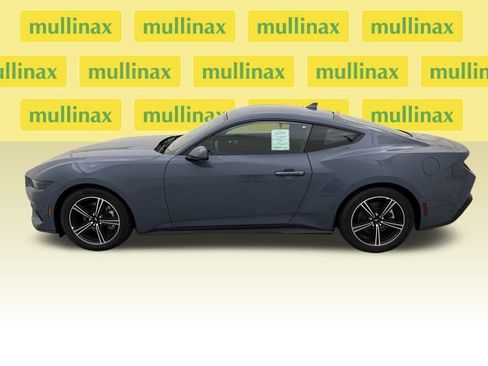 New 2025 Ford Mustang EcoBoost image 10