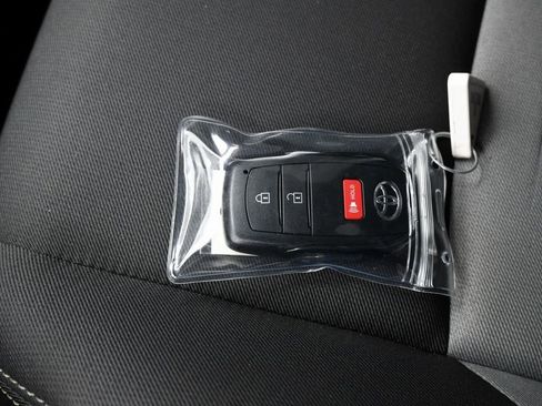 Used 2024 Toyota Tacoma TRD Sport image 26