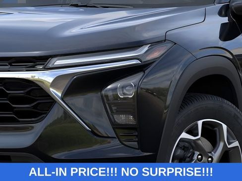 New 2026 Chevrolet Trax LT w/ Driver Confidence Package FWD image 20