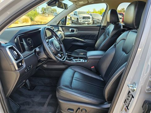 Used 2023 Kia Sorento SX FWD image 17