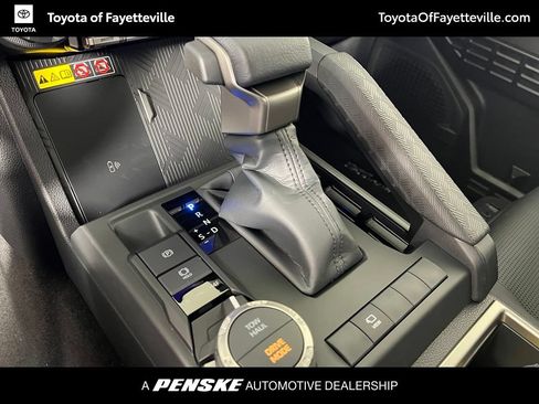 Used 2026 Toyota 4Runner Limited AWD/4WD image 36
