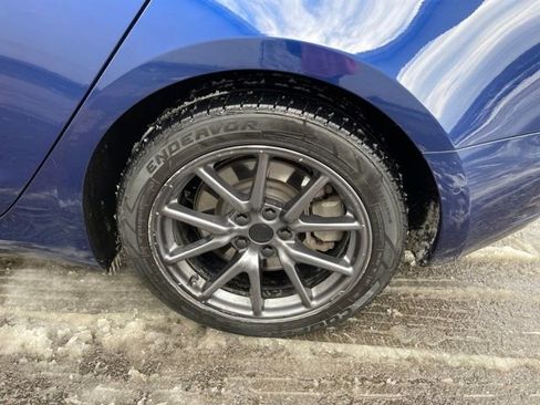 Used 2018 Tesla Model 3 Mid Range image 42