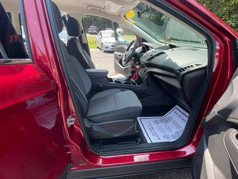 Used 2017 Ford Escape SE AWD/4WD image 31