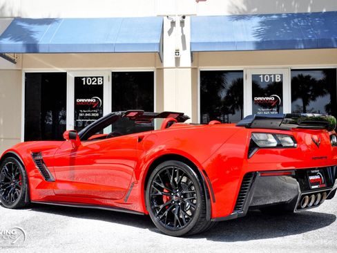 Used 2019 Chevrolet Corvette Z06 RWD image 39