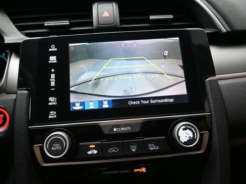 Used 2018 Honda Civic EX image 9