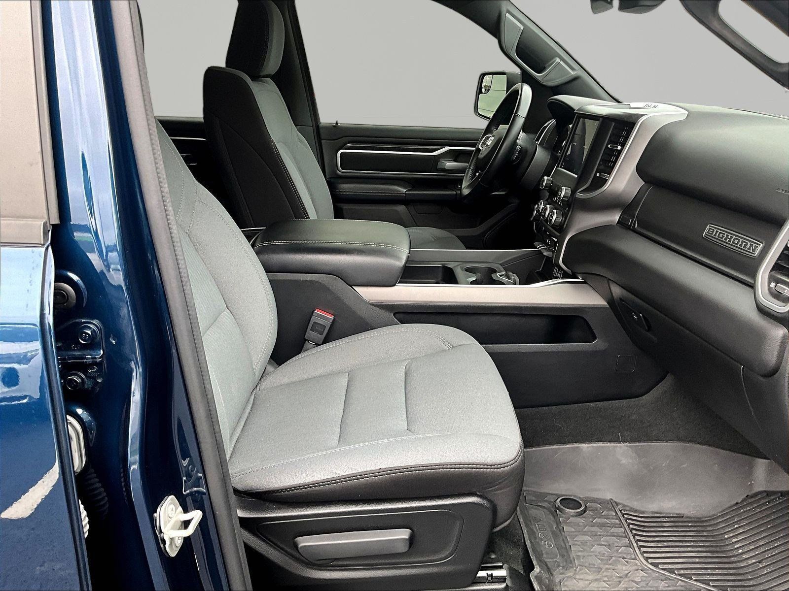 Used 2023 RAM 1500 Big Horn AWD/4WD image 30