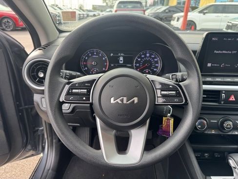 Certified 2023 Kia Forte LXS w/ LXS Technology Package image 26