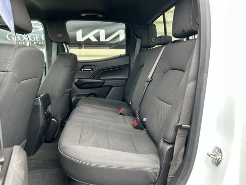 Used 2024 Chevrolet Colorado LT w/ LT Convenience Package II AWD/4WD image 12