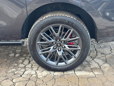 Used 2025 Ford Expedition Max Platinum w/ Stealth Performance Package image 11