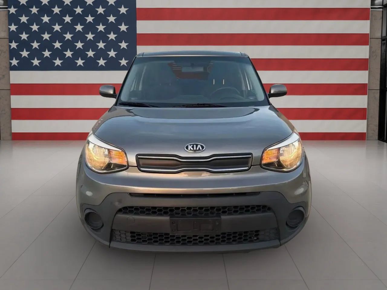 Used 2019 Kia Soul FWD image 3