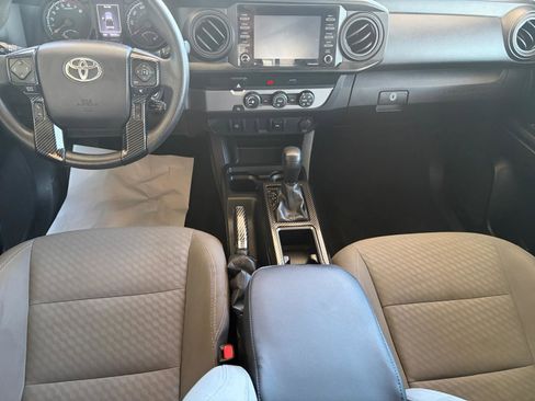 Used 2021 Toyota Tacoma SR image 10