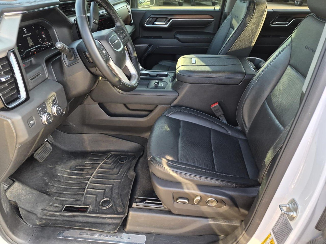 Certified 2025 GMC Sierra 2500 Denali AWD/4WD image 10