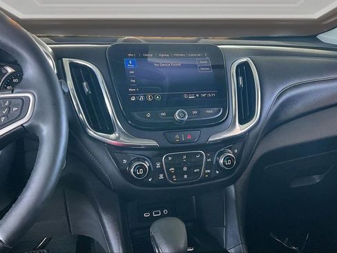 Used 2023 Chevrolet Equinox Premier AWD/4WD image 9