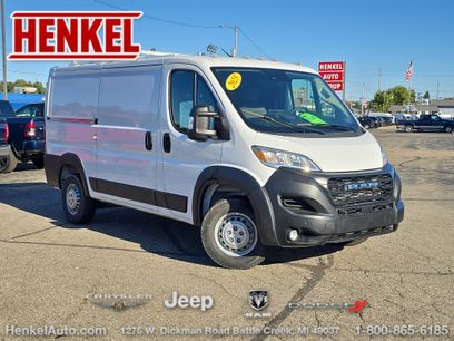 Used 2025 RAM ProMaster 2500 w/ Premium Convenience Group